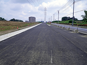 運動公園周辺地区道路築造（中駒木線）工事